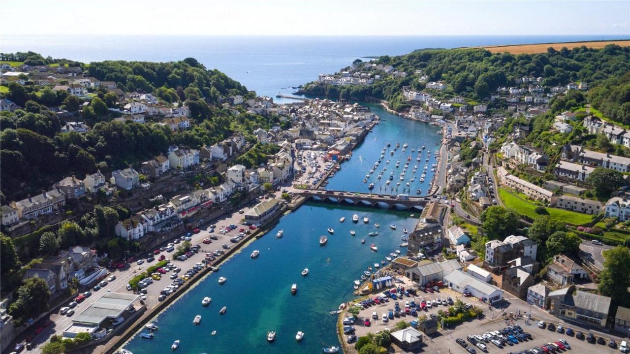 "Prospect House" - Two Private Apartments In This 17Th Century Cottage - Apartment 2 Has A Kids Cabin Bunk Room - Book Both Apartments For One Large House With Connecting Door In Lobby - Public Parking Outside Looe Exterior foto